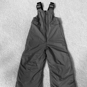 Columbia - boys snow pants.  Size 3T to 4T.